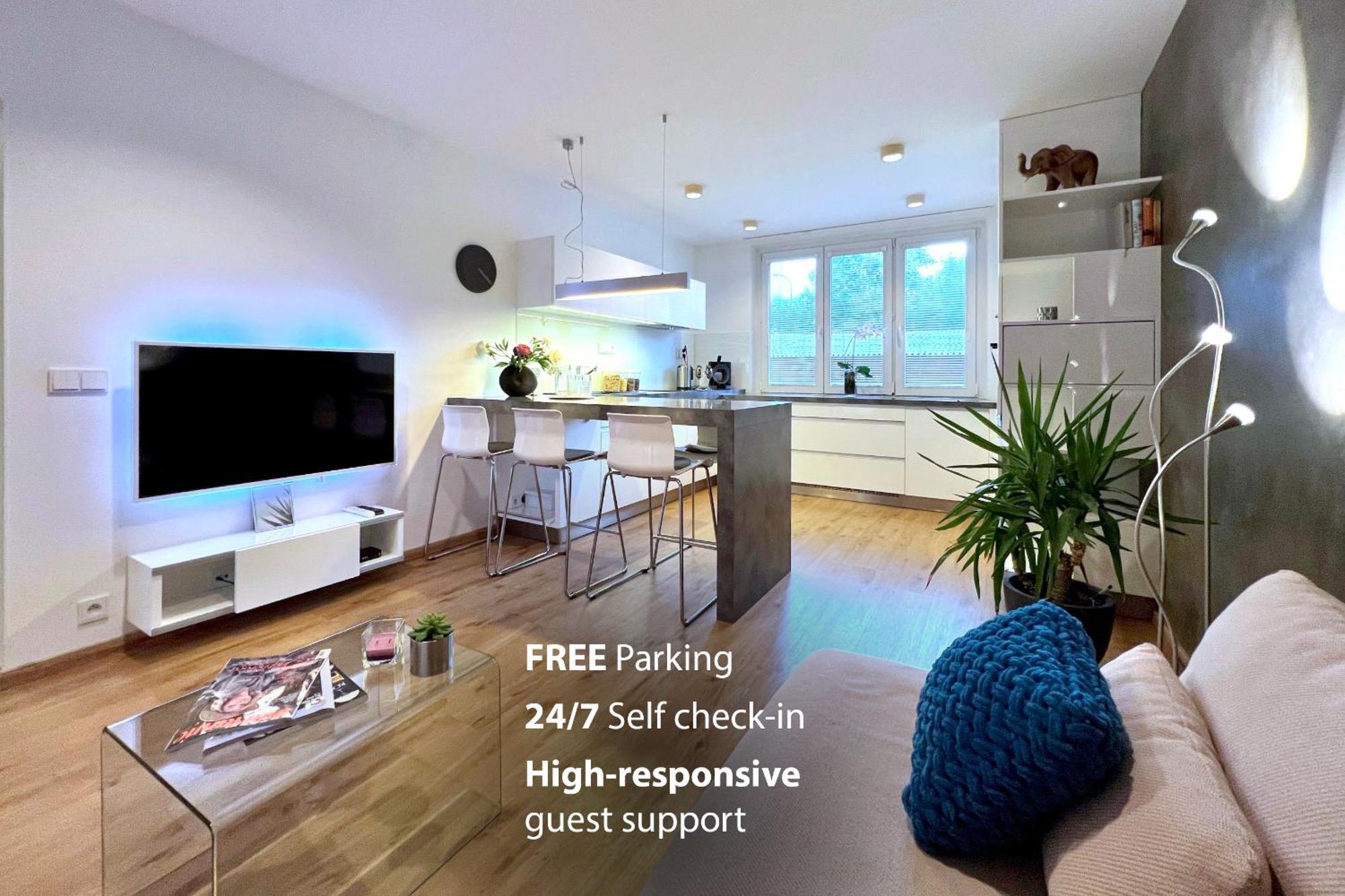 Jana'S Apartment, Free Parking ปราก ภายนอก รูปภาพ